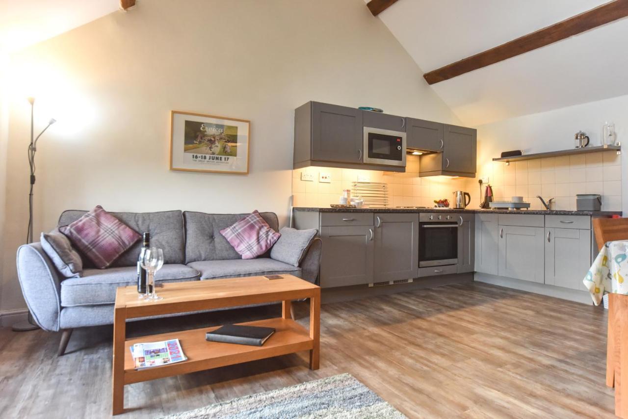 Church Farm Holiday Cottages - Pinster Cottage Ashbourne  Exterior foto